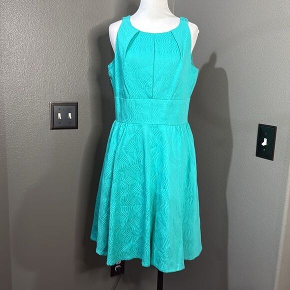 Taylor Women's Sleeveless Swirl Pattern Textured Dress in Aqua - Picture 1 of 11